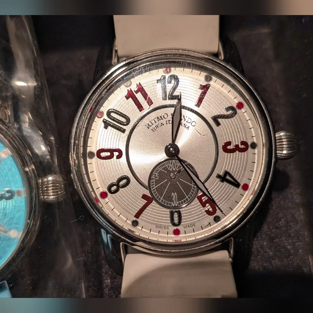 Lot of 3 Ritmo Mundo Divina Swiss Made Silver Tone WR 5ATM Unisex Wrist Watches